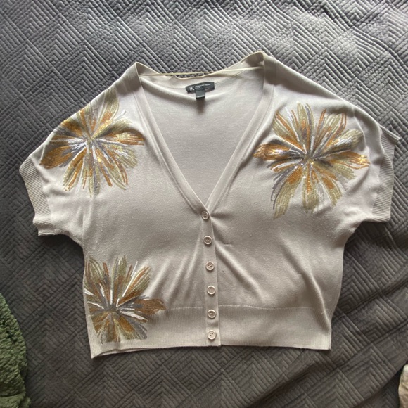 Gorgeous Sequined Cardigan Top - INC - Shortsleeve - Picture 4 of 7